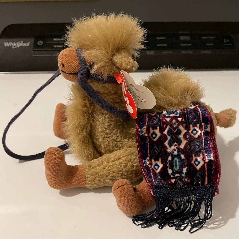 Ty beanie baby Lawrence with tag errors